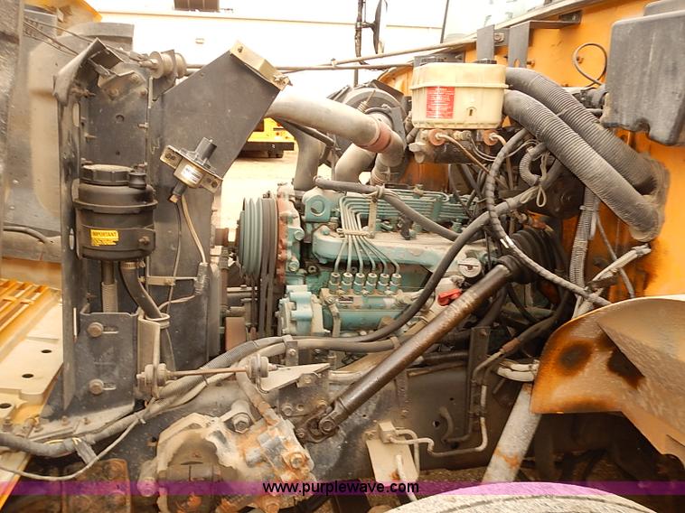 image for item J3087 1994 International 3800 school bus