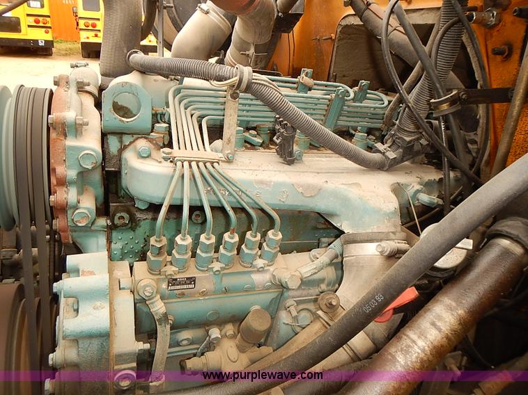 image for item J3087 1994 International 3800 school bus