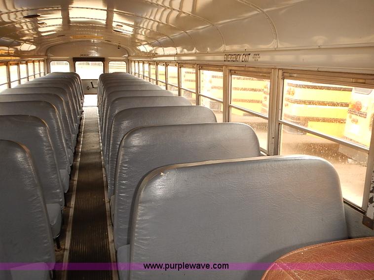 image for item J3087 1994 International 3800 school bus