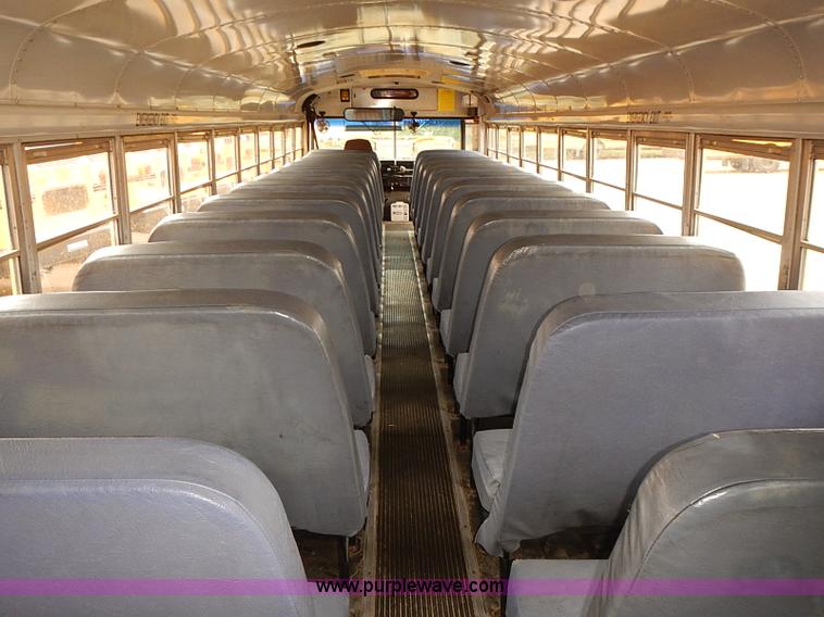 image for item J3087 1994 International 3800 school bus