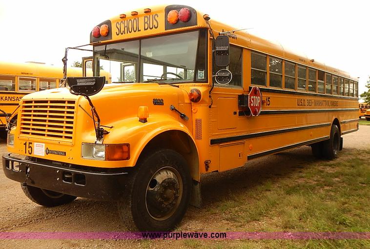 image for item J3088 1997 International 3800 school bus
