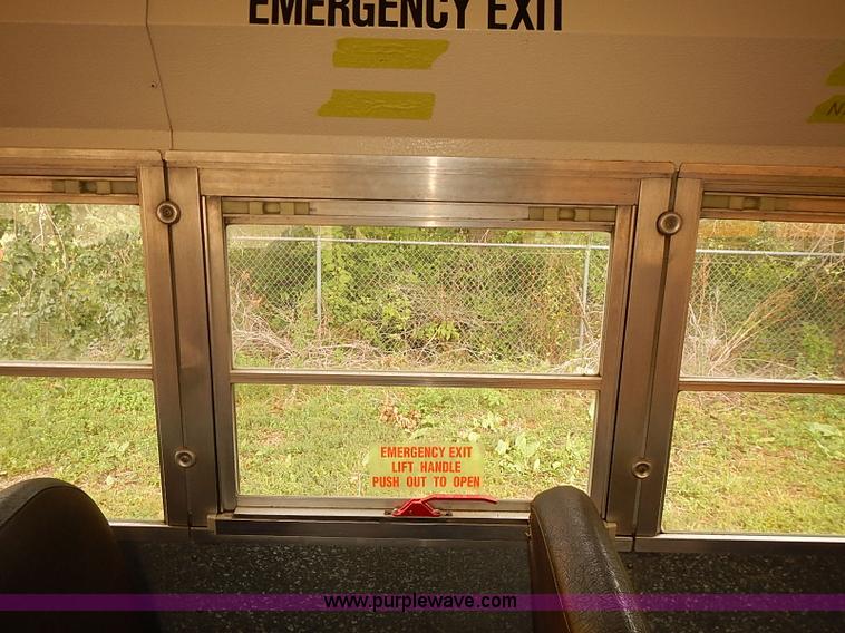 image for item J3088 1997 International 3800 school bus