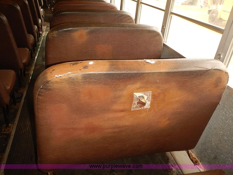 image for item J3088 1997 International 3800 school bus