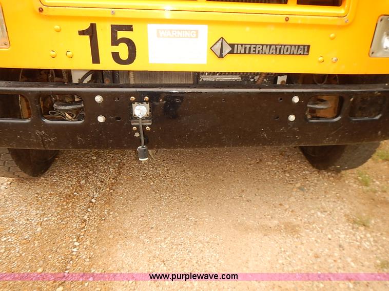 image for item J3088 1997 International 3800 school bus