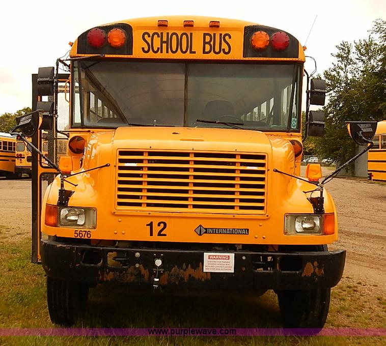 image for item J3089 1997 International 3800 school bus
