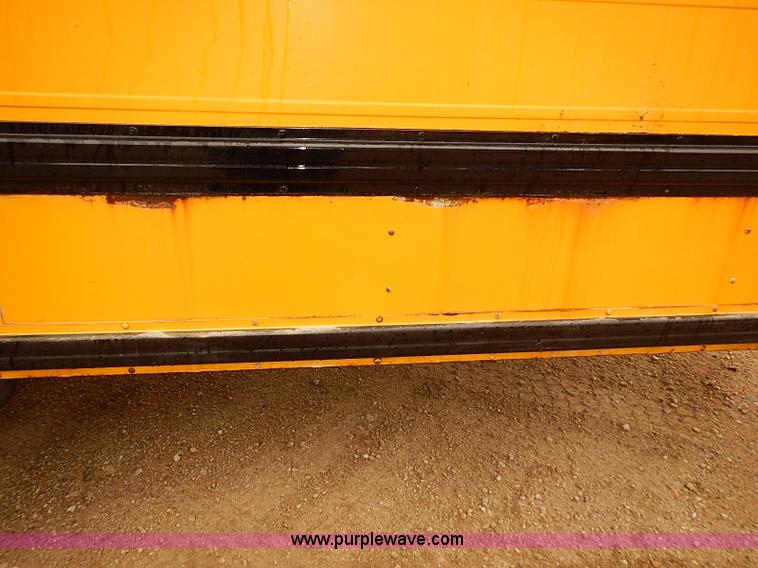 image for item J3089 1997 International 3800 school bus