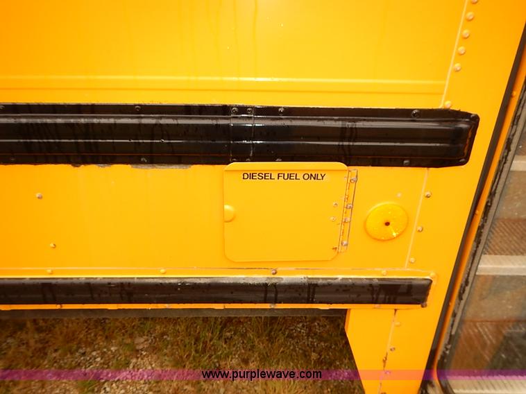 image for item J3089 1997 International 3800 school bus