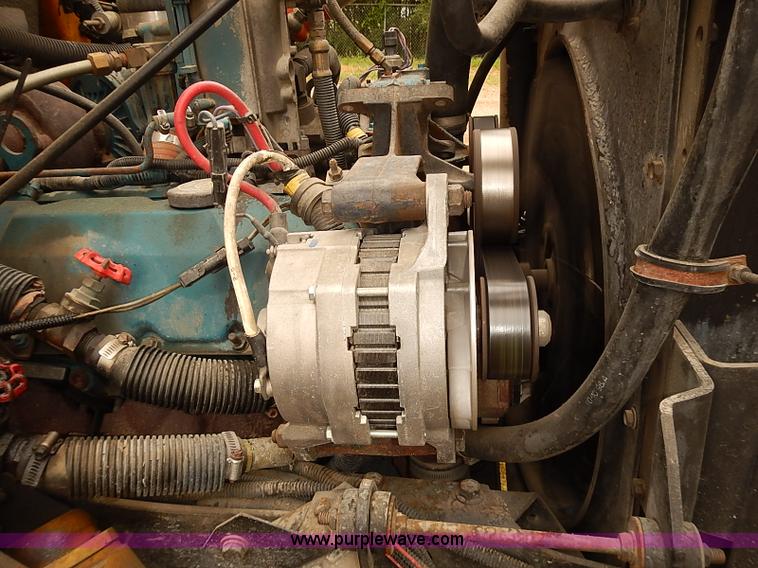 image for item J3089 1997 International 3800 school bus