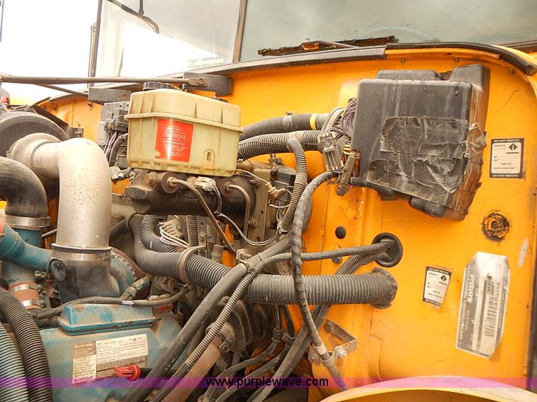 image for item J3089 1997 International 3800 school bus