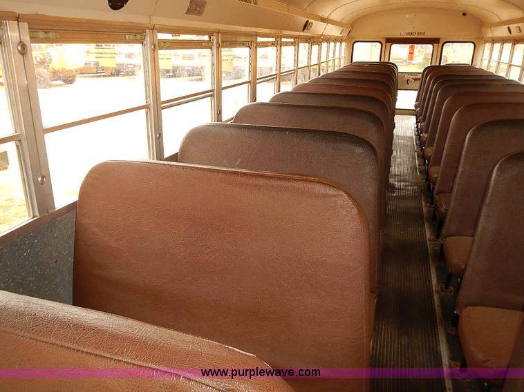 image for item J3089 1997 International 3800 school bus