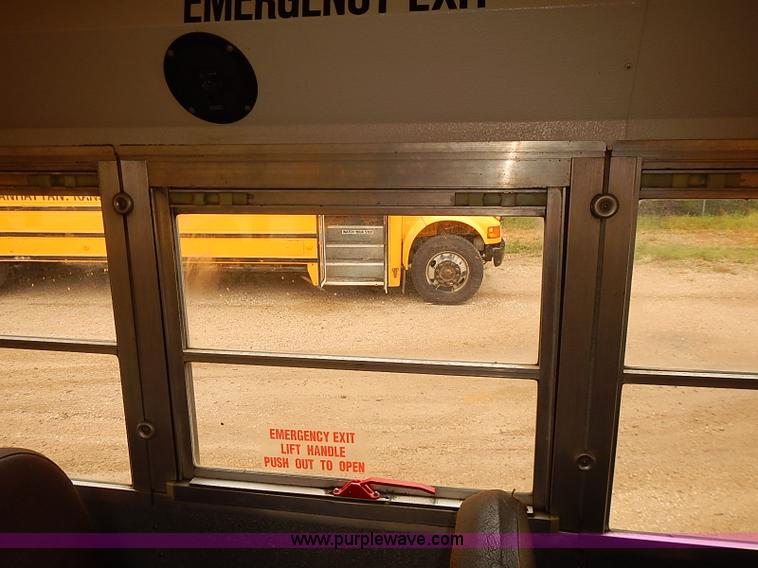 image for item J3089 1997 International 3800 school bus