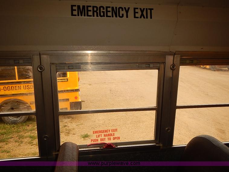 image for item J3089 1997 International 3800 school bus