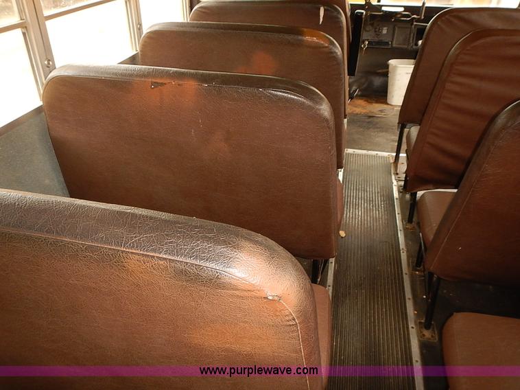 image for item J3089 1997 International 3800 school bus