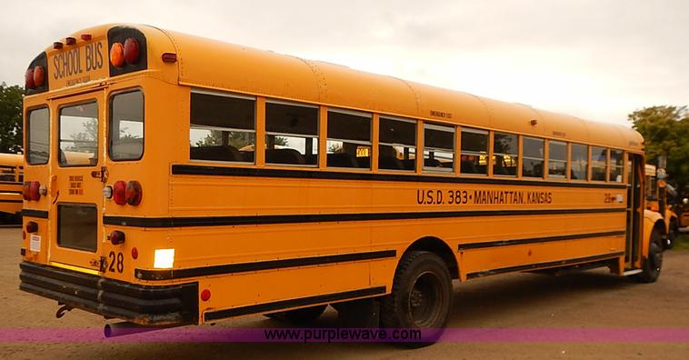 image for item J3090 1995 International 3800 school bus