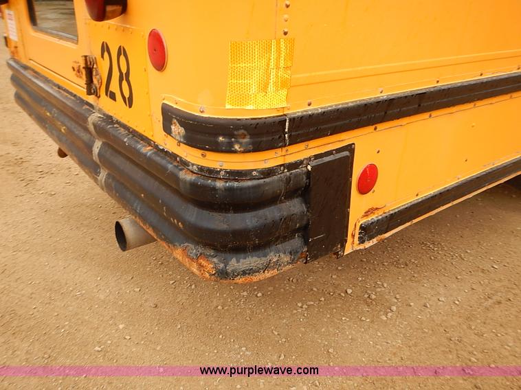 image for item J3090 1995 International 3800 school bus