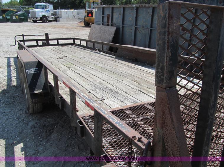 image for item J3422 1994 John's Broadway equipment trailer