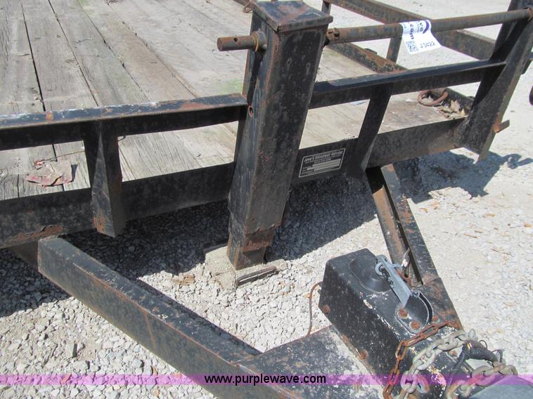 image for item J3422 1994 John's Broadway equipment trailer