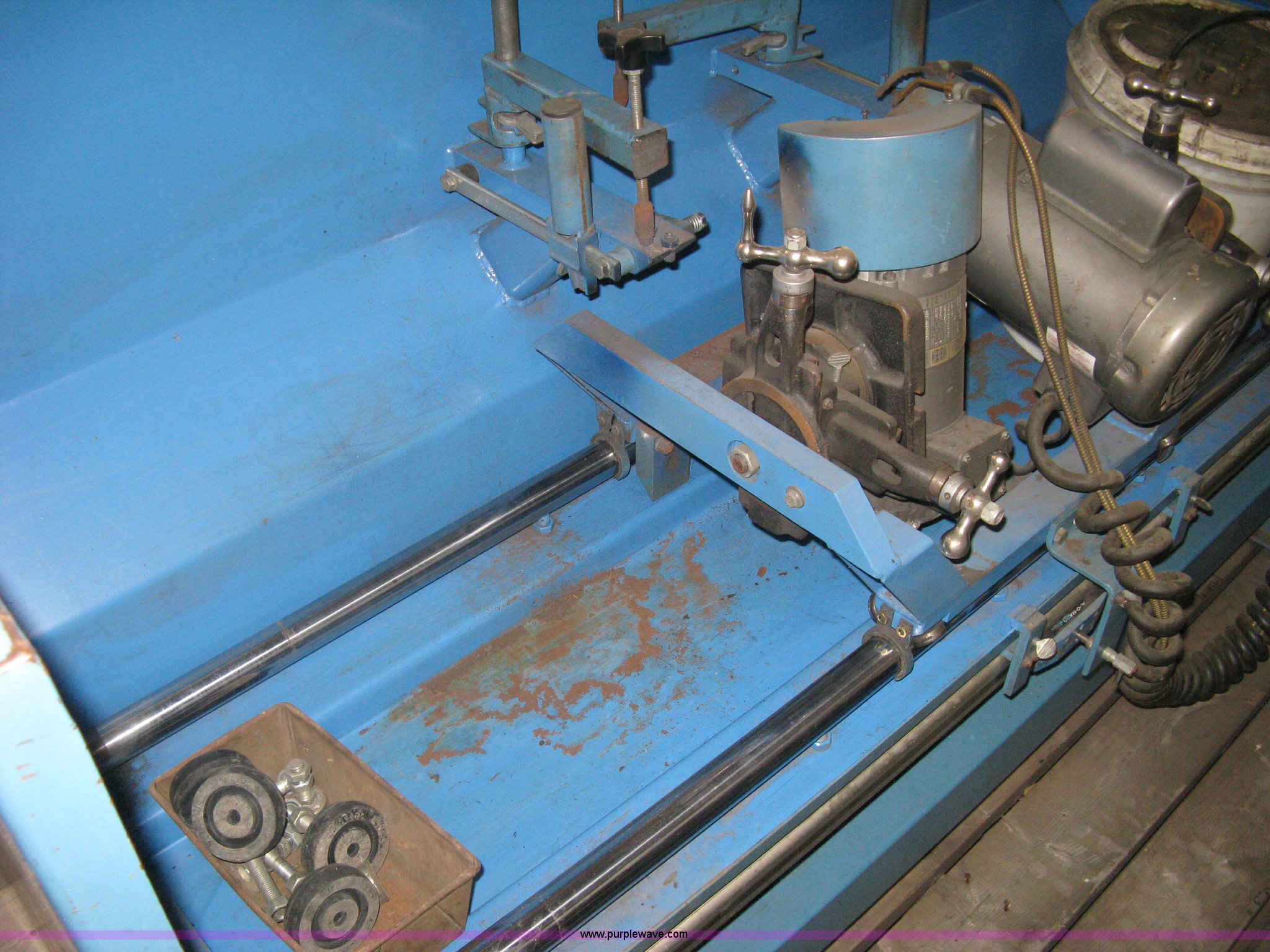 Ideal 1000 bedknife grinder in Hutchinson, KS Item BE9228 sold