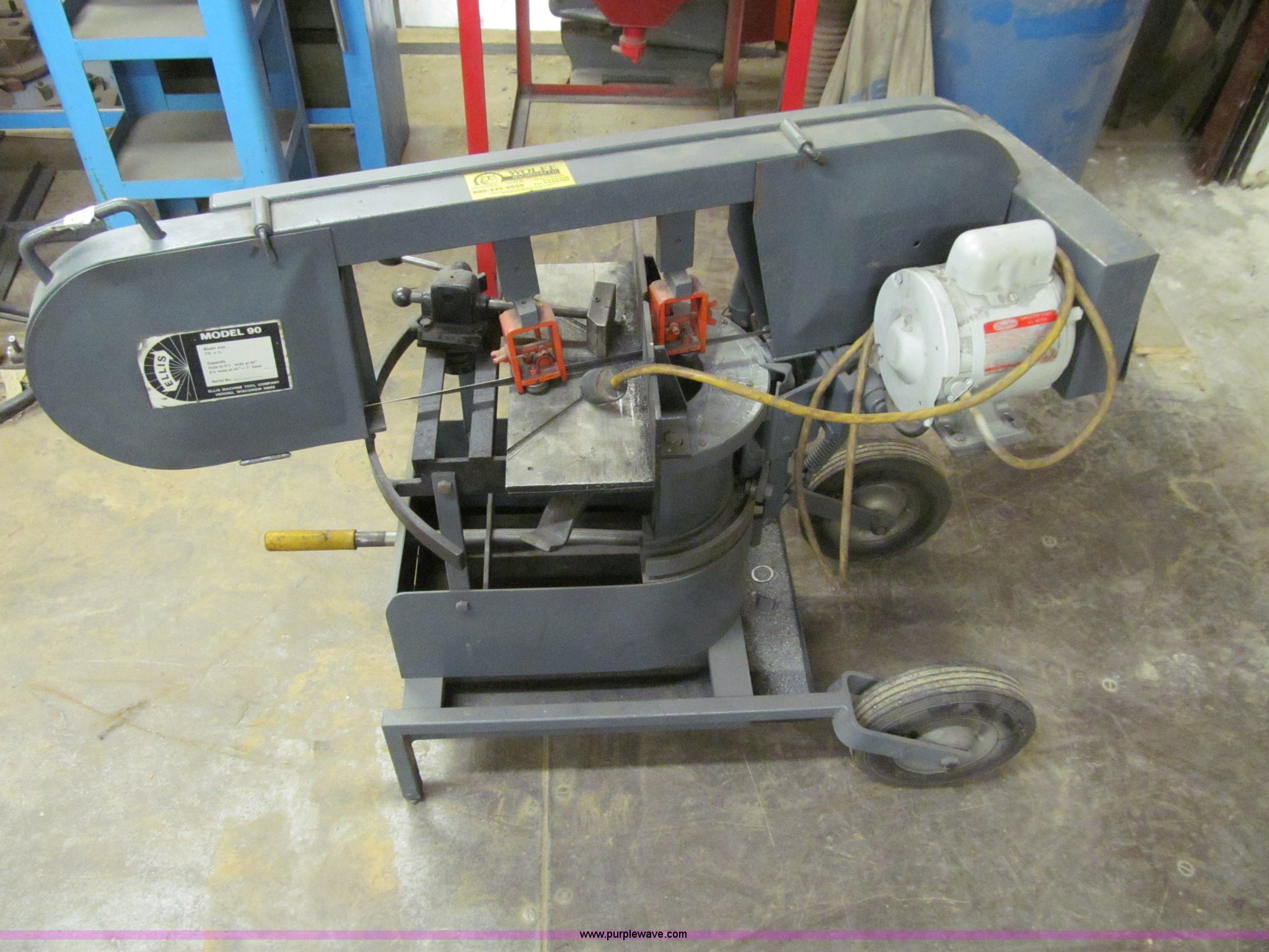 Ellis 90 bandsaw in Des Moines, IA Item R9242 sold Purple Wave