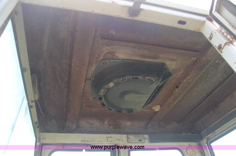 image for item AJ9349 International Farmall 1456 tractor