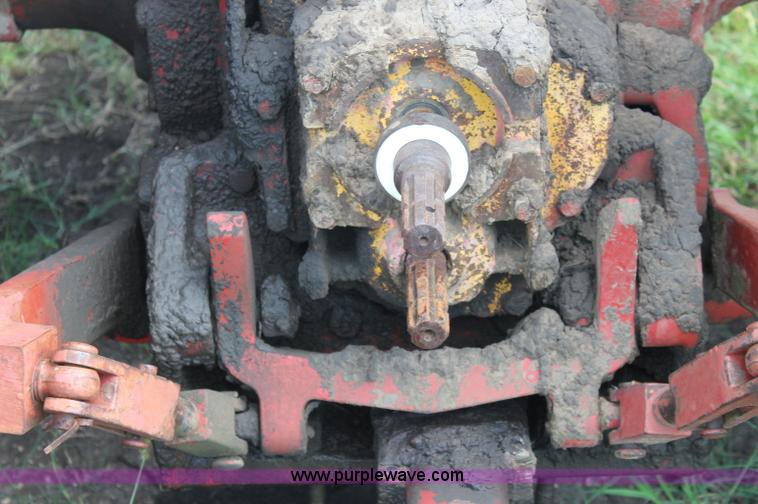 image for item AJ9349 International Farmall 1456 tractor