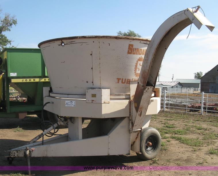 image for item E7971 Sundance 901 bale processor
