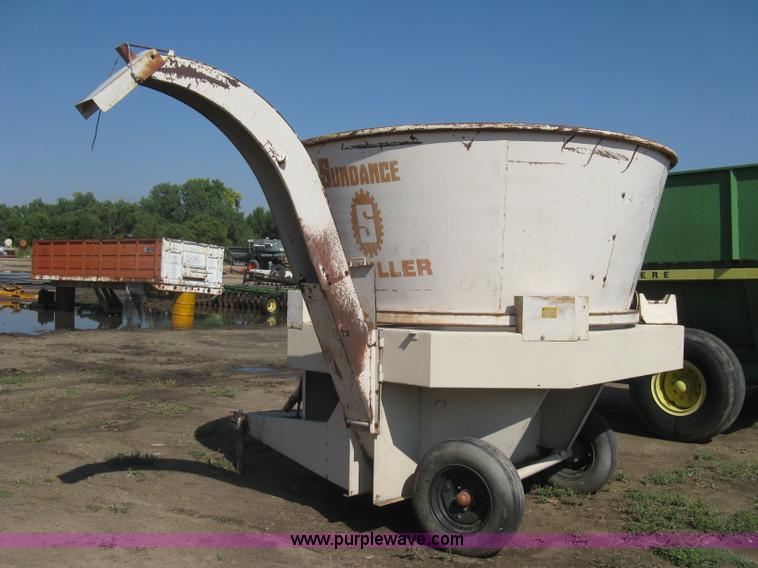 image for item E7971 Sundance 901 bale processor