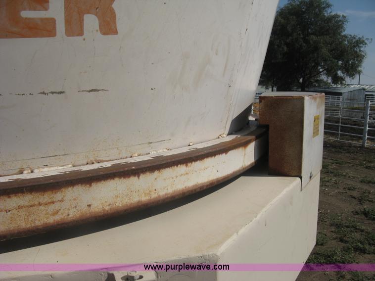 image for item E7971 Sundance 901 bale processor