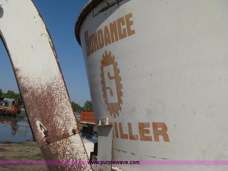 image for item E7971 Sundance 901 bale processor