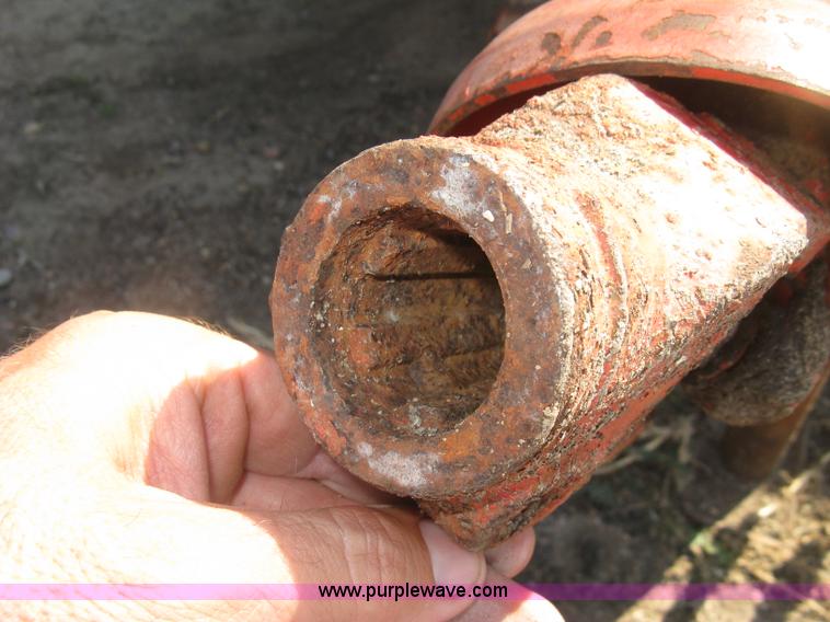 image for item E7972 1980 Hesston 5540 round baler