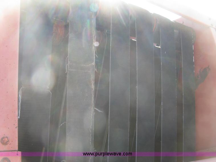 image for item E7972 1980 Hesston 5540 round baler