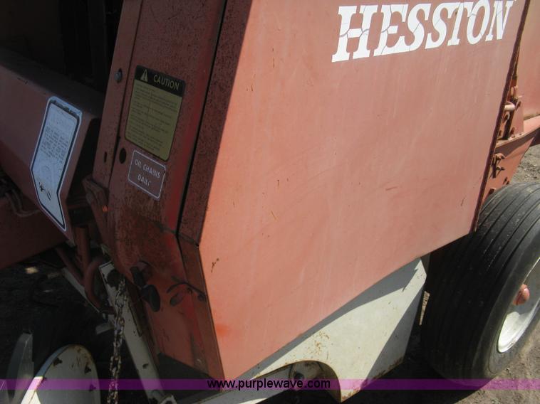 image for item E7972 1980 Hesston 5540 round baler