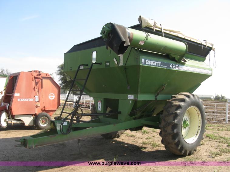 image for item E7973 Brent GC420 grain cart
