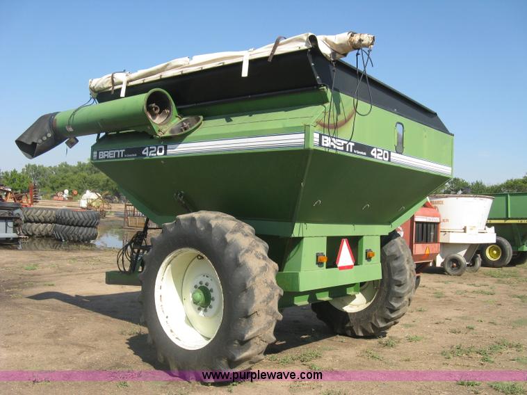 image for item E7973 Brent GC420 grain cart