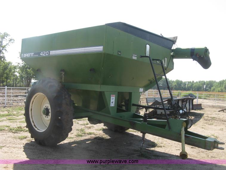 image for item E7973 Brent GC420 grain cart