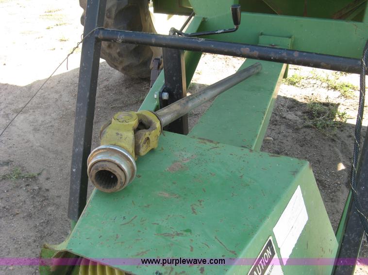 image for item E7973 Brent GC420 grain cart