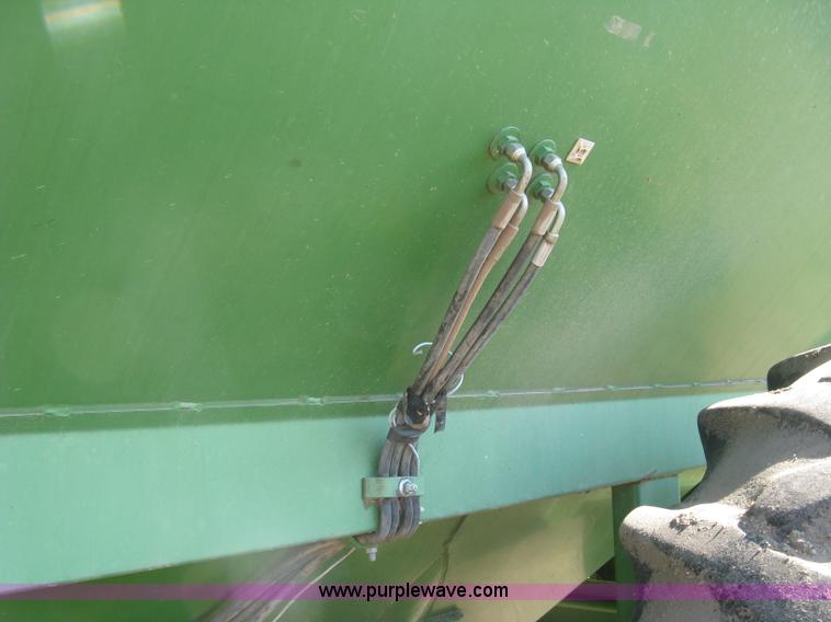 image for item E7973 Brent GC420 grain cart