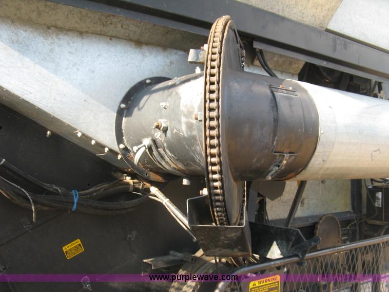 image for item E7985 Gleaner M2 combine