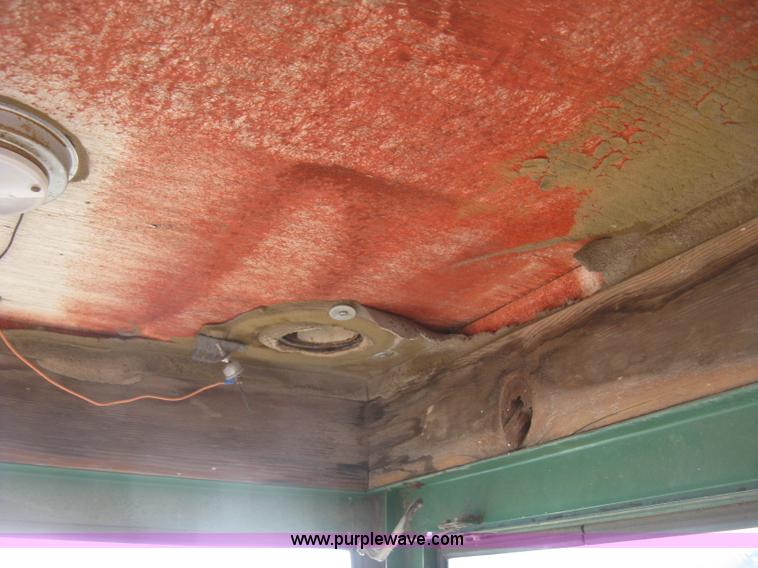 image for item E7986 Oliver 1850 tractor