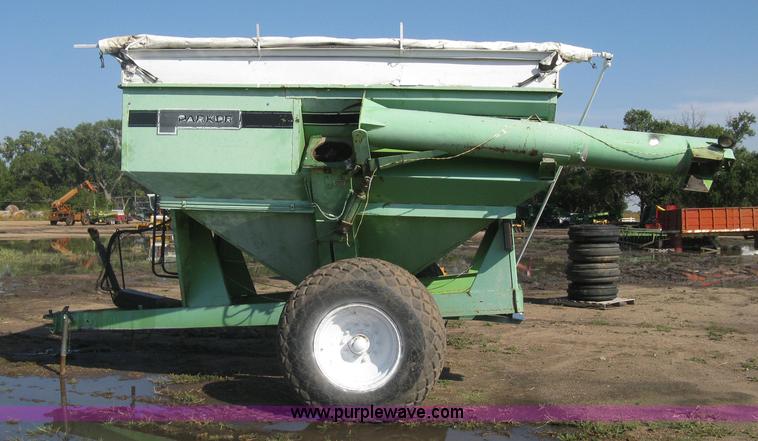 image for item E7988 Parker 450 grain cart