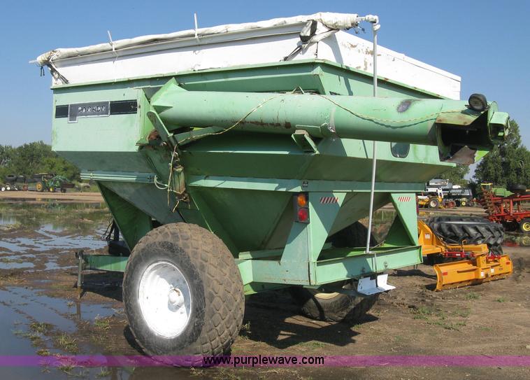 image for item E7988 Parker 450 grain cart