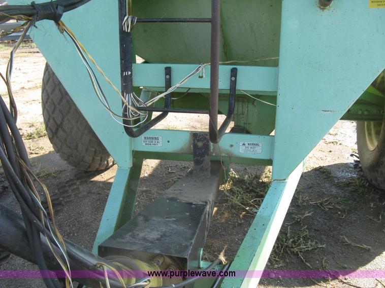 image for item E7988 Parker 450 grain cart