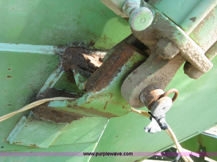 image for item E7988 Parker 450 grain cart