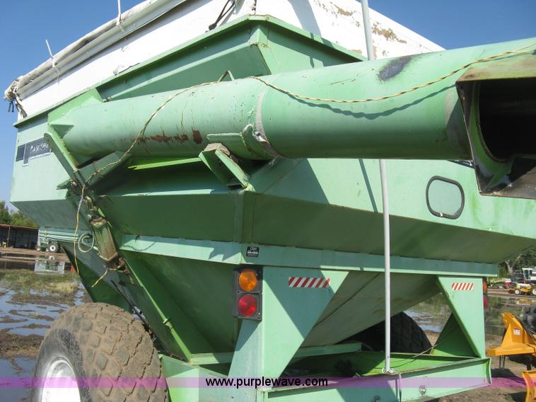 image for item E7988 Parker 450 grain cart