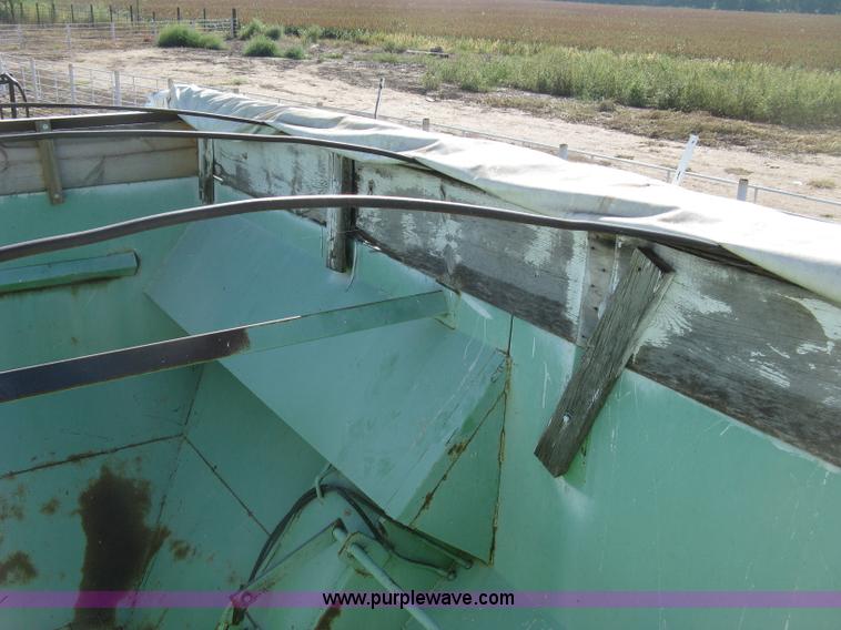 image for item E7988 Parker 450 grain cart