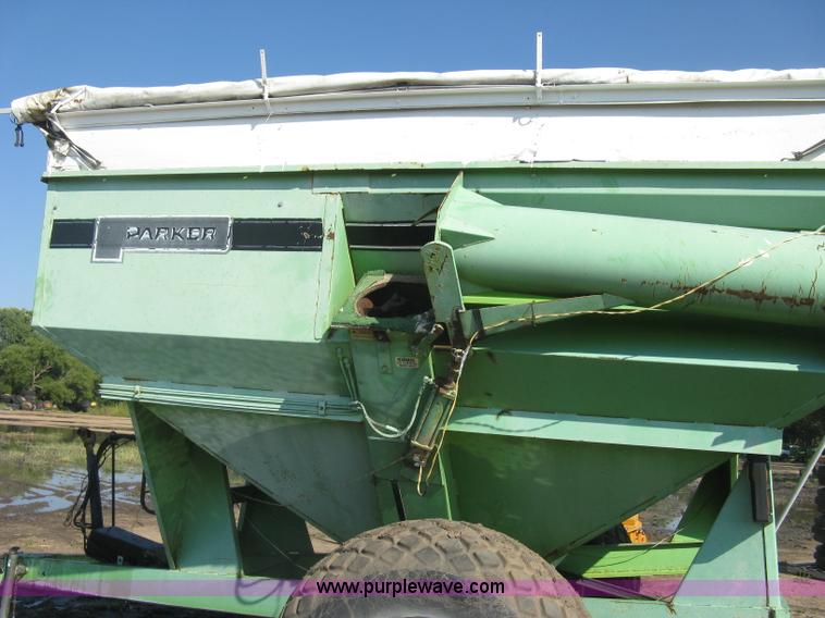 image for item E7988 Parker 450 grain cart