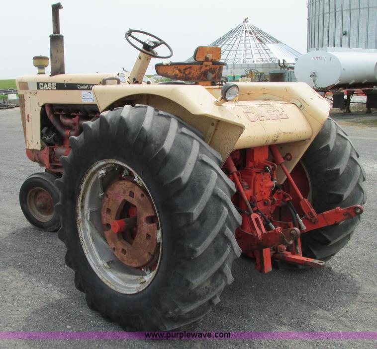 image for item G9101 Case 931 Comfort King tractor