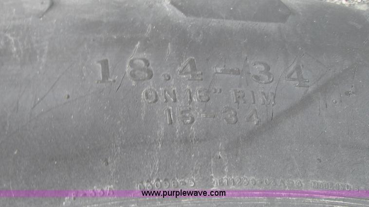 image for item G9101 Case 931 Comfort King tractor