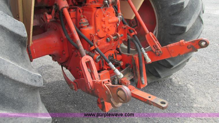 image for item G9101 Case 931 Comfort King tractor