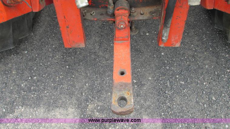 image for item G9101 Case 931 Comfort King tractor